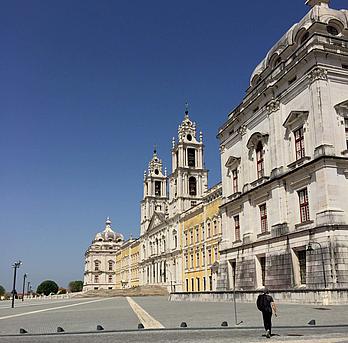 Hier finden Sie Infos zu Sprachreisen nach Portugal.