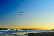 Kite Surfing am Strand Kite Surfing am Strand