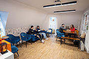 Unterrichtspause in der Lounge Unterrichtspause in der Lounge