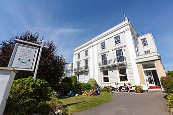 Sprachreise ELC Bristol Hier finden Sie Infos zu Ihrer Sprachreise zu ELC Bristol.
