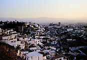 Granada in der Abenddämmerung