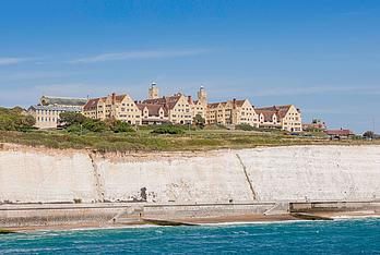 Sprachreise Embassy Summer Roedean Hier finden Sie Infos zur Schülersprachreise zu Embassy Summer Roedean.