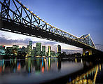 Skyline von Brisbane bei Nacht