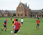 Fußball vor Clifton College