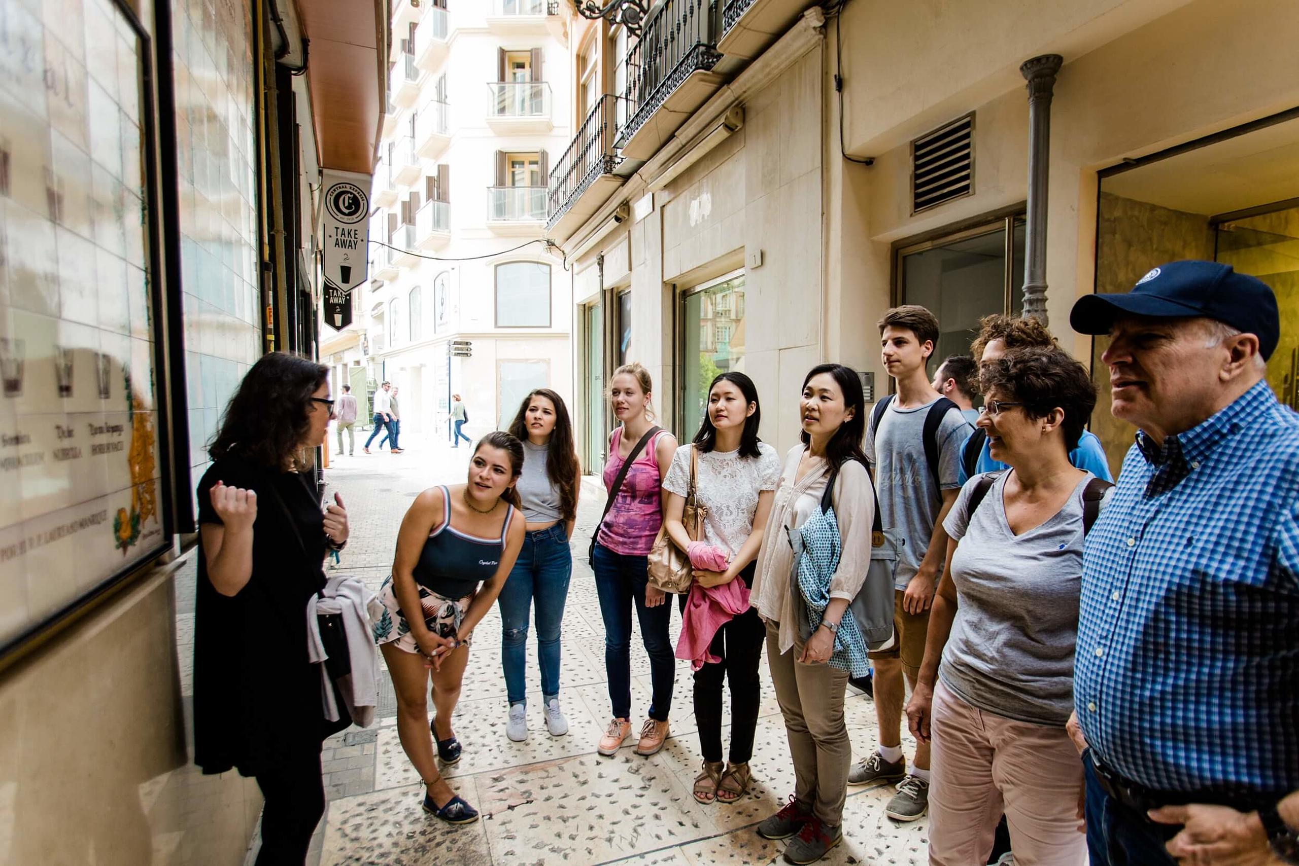 Hier finden Sie Erfahrungsberichte zu CLIC Málaga.