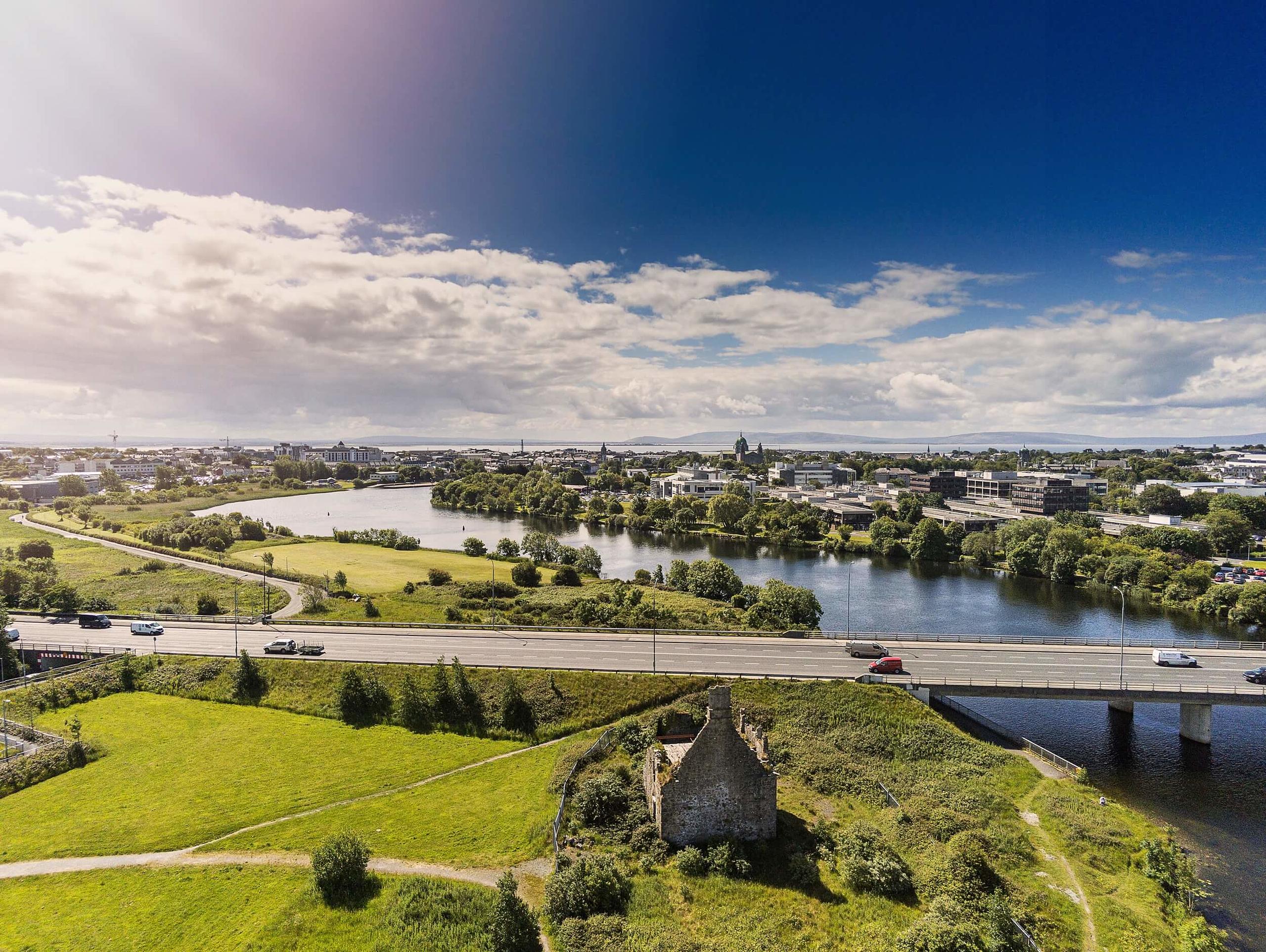 Hier finden Sie Infos zu Sprachreisen nach Galway.