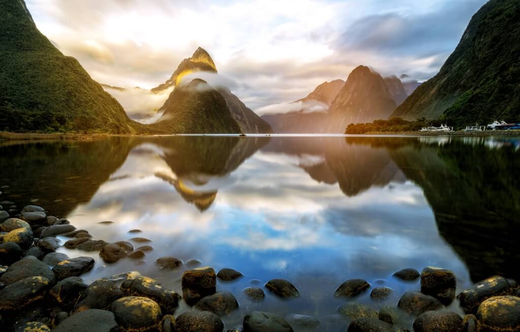 Ab Anfang Mai 2022 sind touristische Reisen nach Neuseeland wieder möglich.